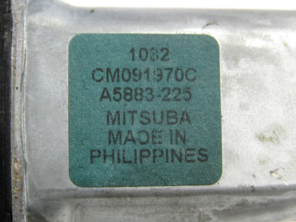 2004-2012 Chevrolet Colorado Right Front Passenger Power Window Motor OEM - Image 4 of 4