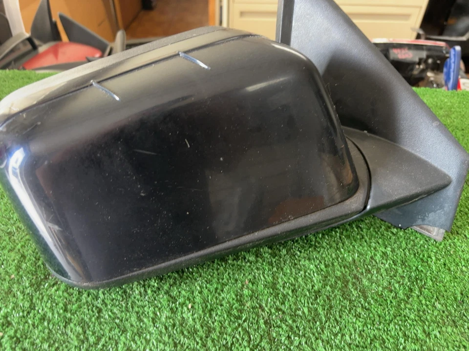 Ford Edge Right Passenger Door Power Heat Puddle 2008 Used OEM Blue Code DI Nice - Image 3 of 4