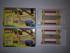 2x Vintage Brio Level Crossing 33359