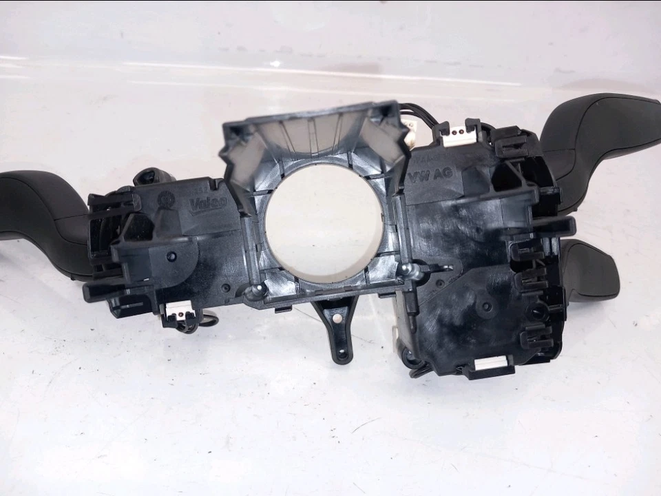 COMBINE COMMODO Audi A1 (8X1/8XK) 2010 8X0953502B4PK - Photo 4/4