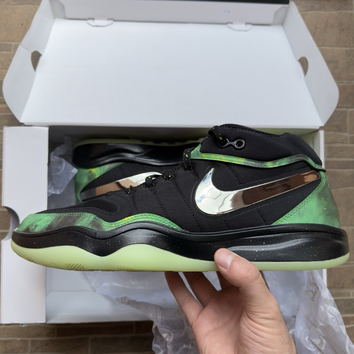 シューズ(男性用) Victor Wembanyama Air Zoom GT Hustle 2 Victor Wembanyama × Nike Zoom GT Hustle 2 Alien FZ7310-900 Men's