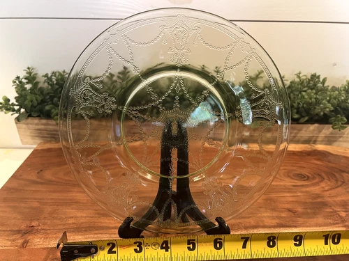 Green Cameo Depression Glass .  8" Luncheon Plate w/ draped ribbon.