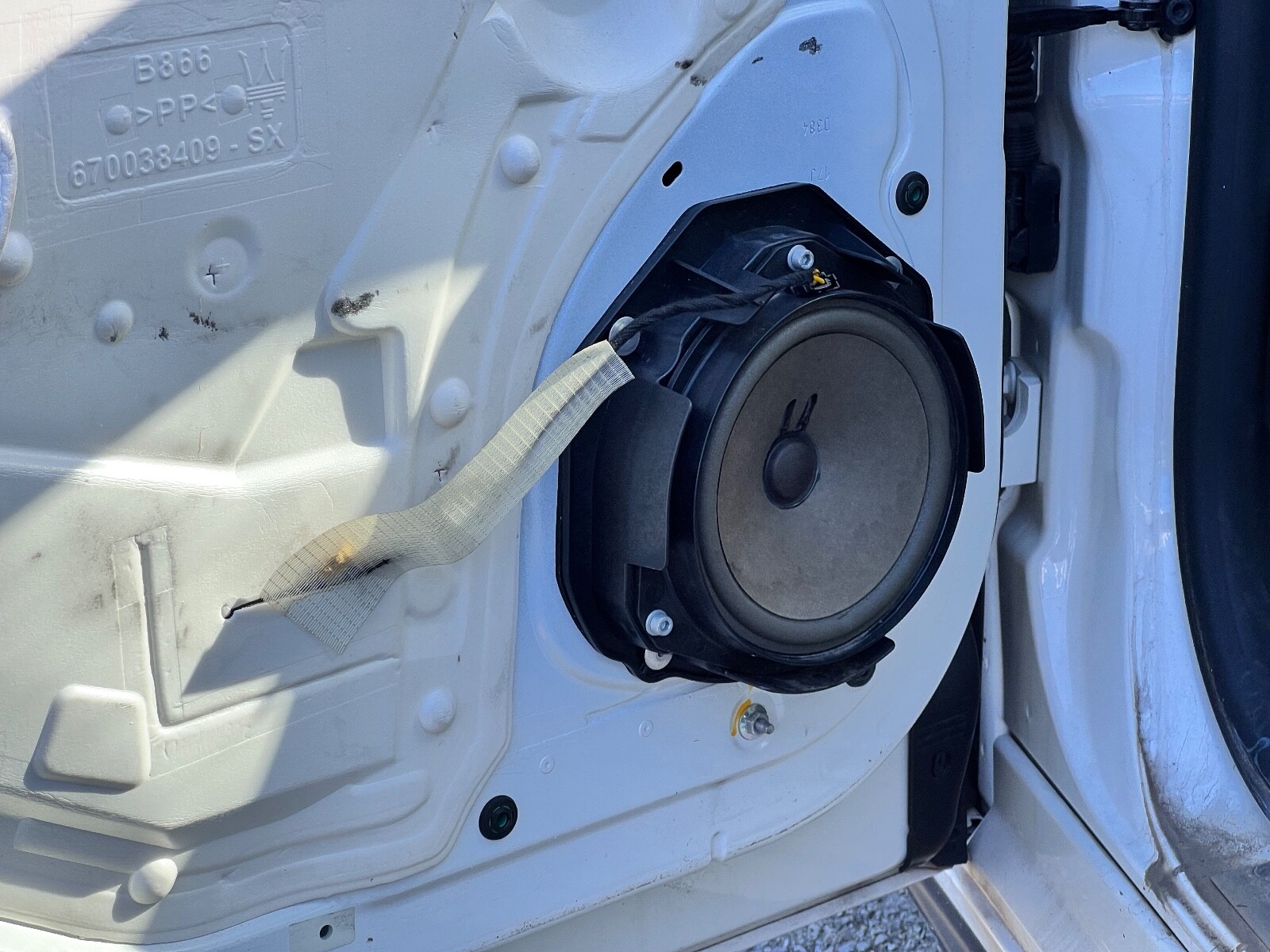 2014-2020 MASERATI GHIBLI M157 Left Driver Side FRONT DOOR SHELL WHITE OEM