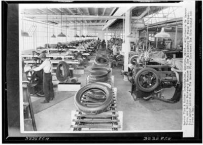 Factory Workers Making Tires In A Samson Tire And Rubber Corporat - Old Photo