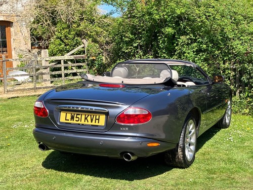 2002 Jaguar XKR 4.0 Supercharged 2dr Auto Convertible Petrol Automatic - Picture 16 of 20