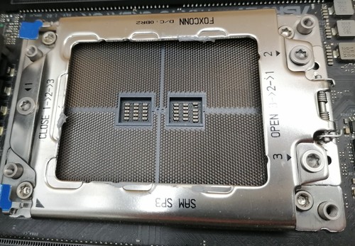 Carte mère ASRock TRX40 Creator Socket sTRX4 AMD ATX défectueuse bricoleur - Photo 17/23