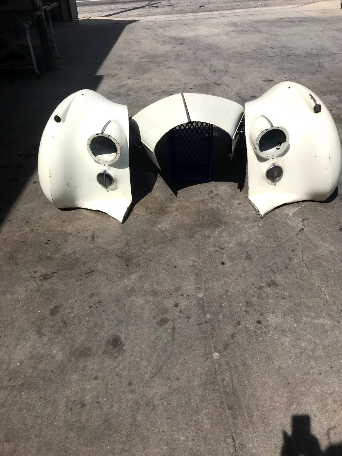 1950 - 1955 ROLLS ROYCE / BENTLEY FENDERS AND BUTTERFLY HOOD GREAT CONDITION