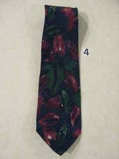 UNGARO - PARIS UPSCALE 100 SILK FOUR IN HAND TIE, NAVY ROYAL FLORAL ABSTRACT