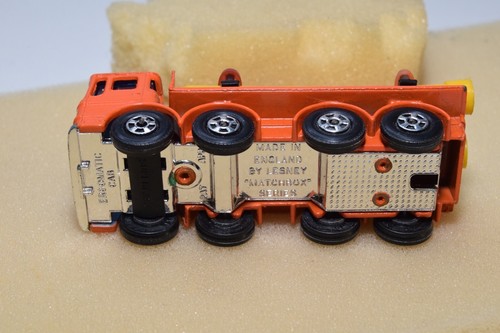 B8 1:64 3 INCH MATCHBOX LESNEY SUPERFAST 10 ERGONOMIC PIPE TRUCK ORANGE NMINT - Picture 8 of 8