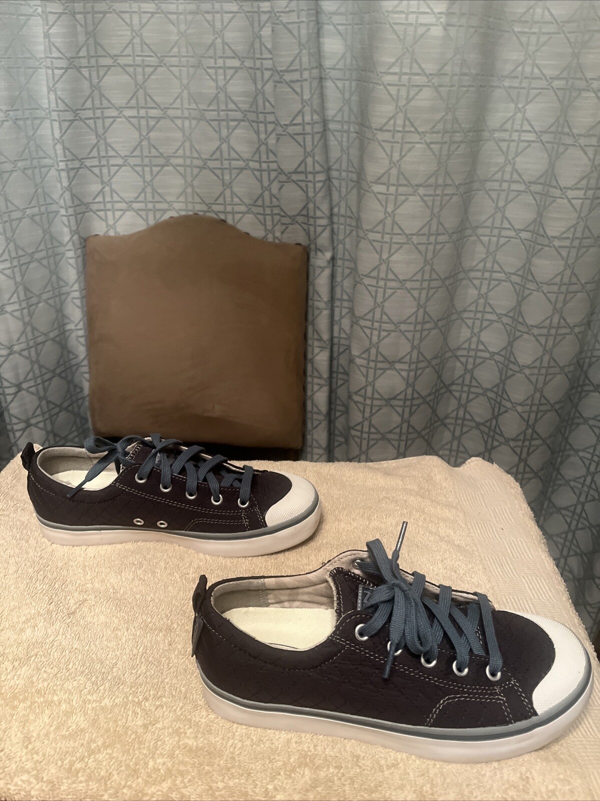 Scarpe da donna trapuntate Keen Elsa II blu grigio stringate casual taglia 7 W