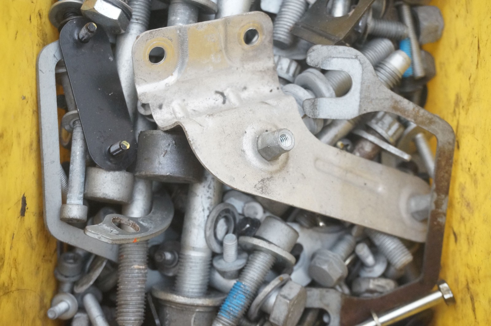 Miscellaneous Assorted Hardware Nut Bolt Screw Bracket Ferrari 488 Spider 2017