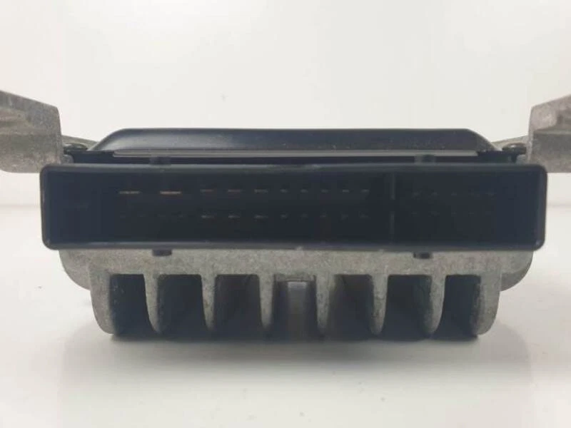 8P7035223 modulo elettronico per AUDI A3 CABRIOLET (8P) 1.9 TDI 2008 1476472 - Immagine 4 di 4