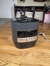 Pampered Chef 16-in-1 Quick Pressure Cooker Model 100011