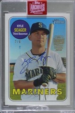 2019 2/6 Kyle Seager (2018 Topps Heritage) #18TH-233 Buyback Auto 8k4