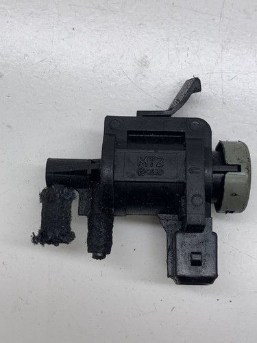 Volkswagen Golf IV 2002 Diesel 81kW Turbolader Druckwandler Magnetventil DRA8983