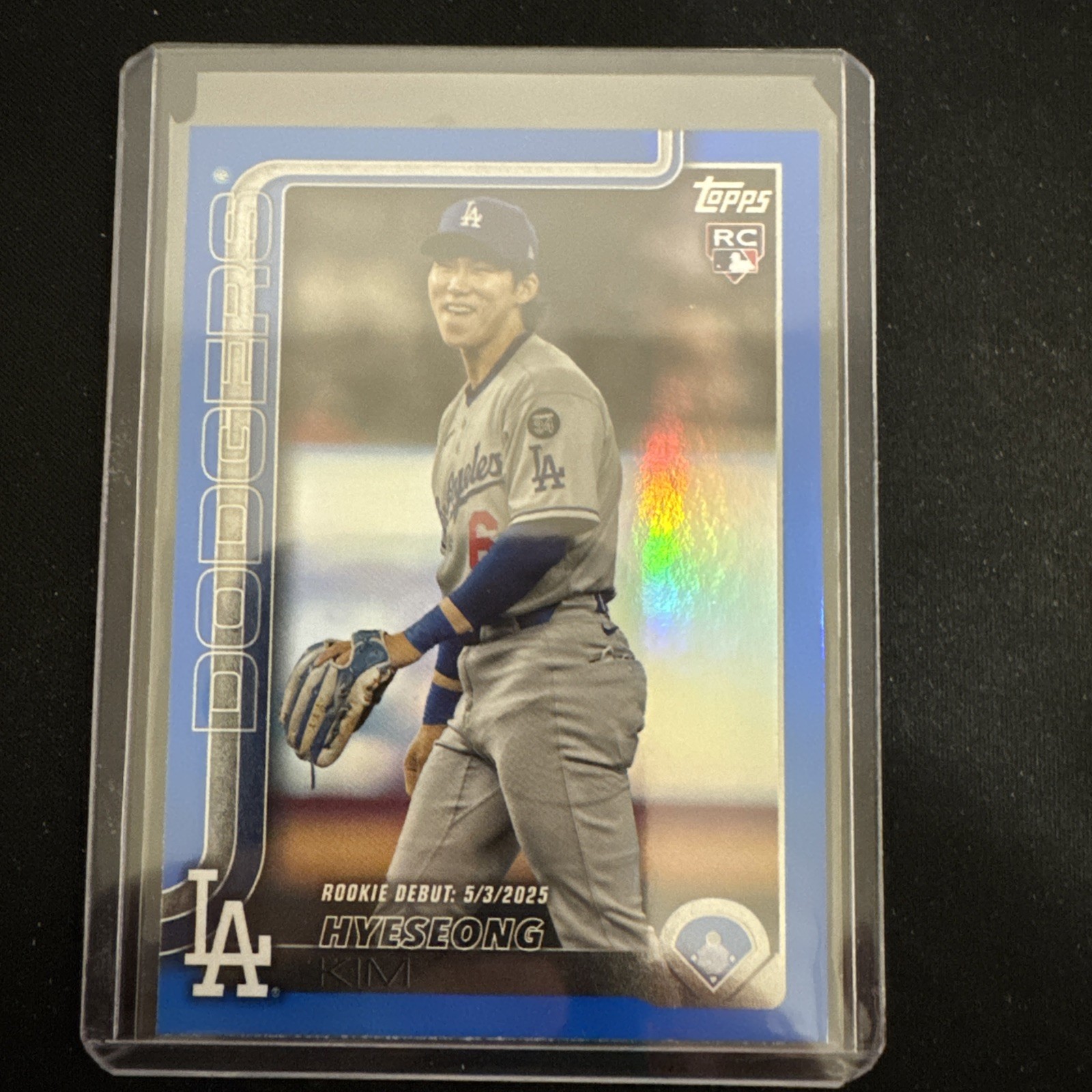 2025 Topps Update Color Match Hyeseong Kim Blue Holo Foil /150 RC Debut Dodgers