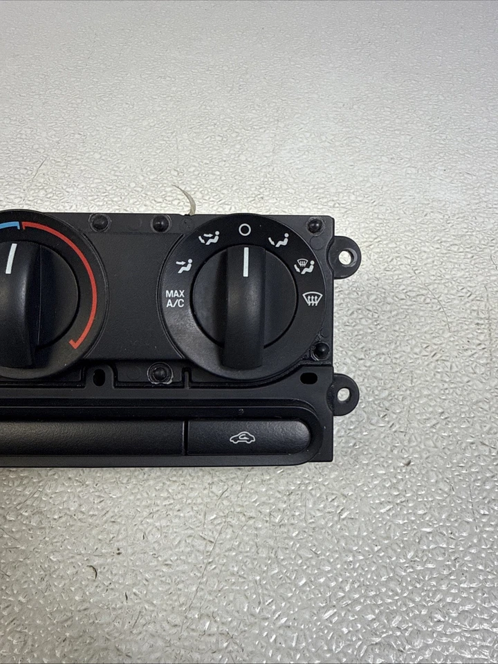 04-08 Ford F-150 unidad de temperatura de control de clima calefacción aire acondicionado fabricante de equipos originales Foto 3 de 4