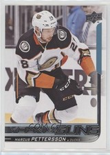 2018-19 Upper Deck Young Guns Marcus Pettersson #229 z6b