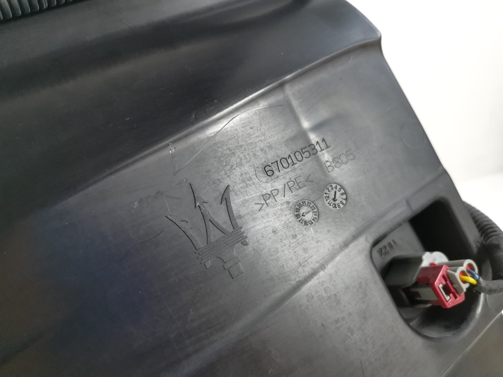 Maserati Ghibli 2019 M156E 3.0 L Window Washer Reservoir Fluid Tank 670105311