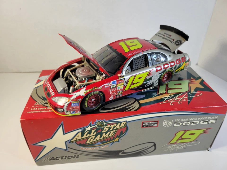 Acción #19 Jeremy Mayfield Doge Dealers NHL Juego de Estrellas 2004 Intrepid 1/24 Foto 2 de 4