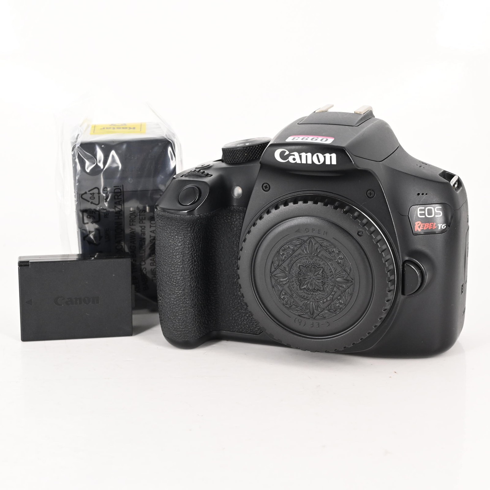 Canon EOS Rebel T6 18MP Digital SLR Camera Body #993