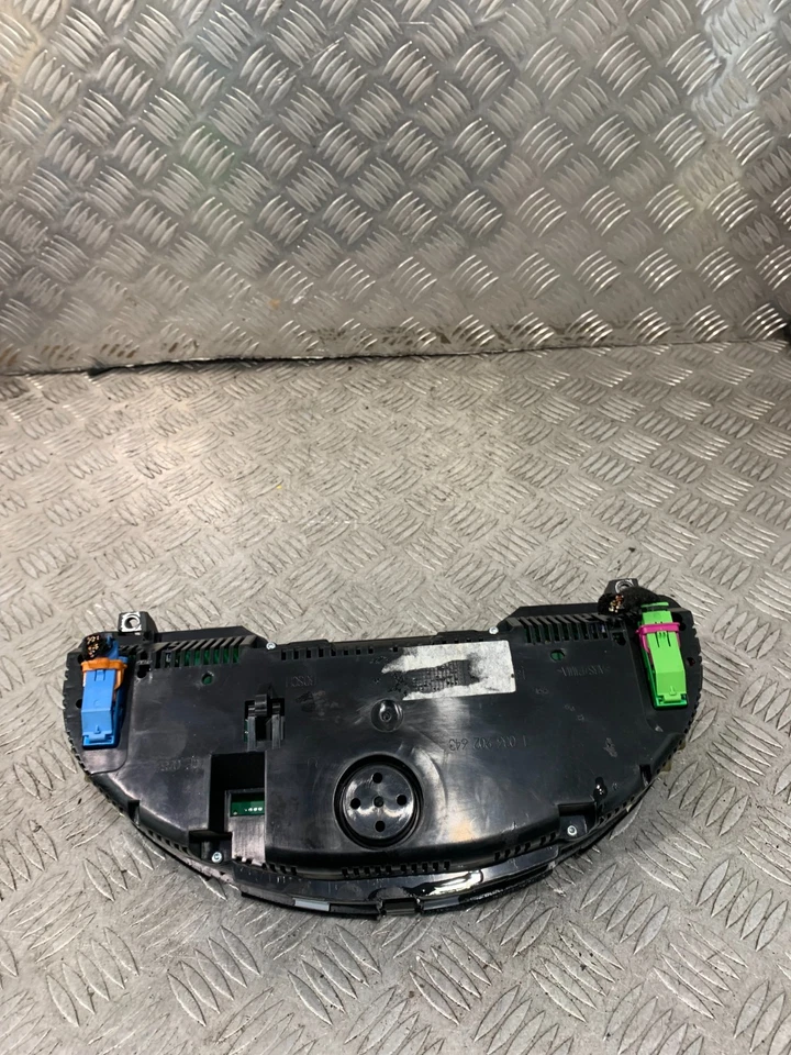 Cuadro de instrumentos velocímetro Audi A4 B7 2007 8H0920951C #2 Foto 2 de 4