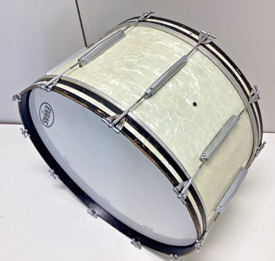 Ludwig 28'' WMP Bass Drum White Marine Pearl