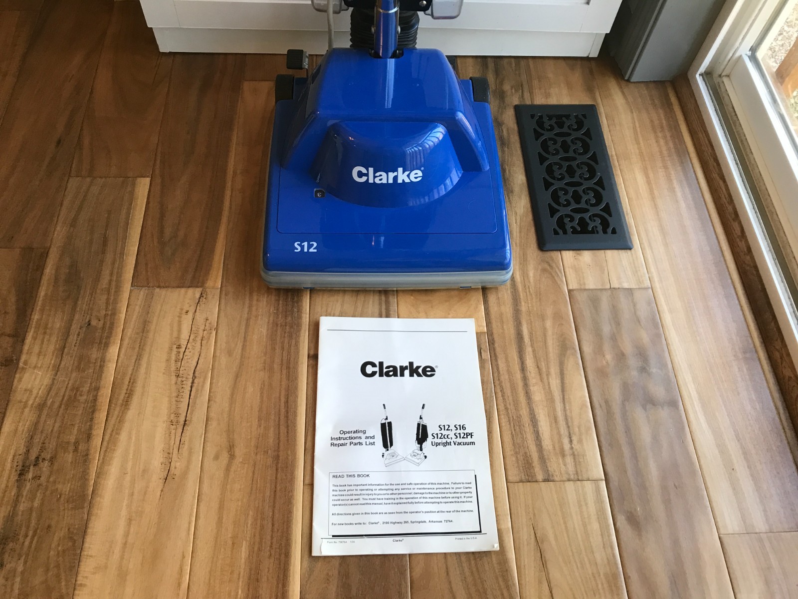 Alto Clarke S12 Commercial Upright Bagless Vacuum Cleaner Blue S12CC - second product detail image