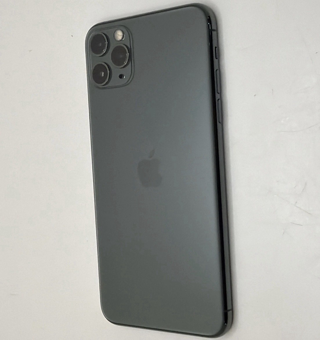 GENUINE💯Apple iPhone 11 Pro Max Phone 64GB-Unlocked-Excellent🔥100% Battery