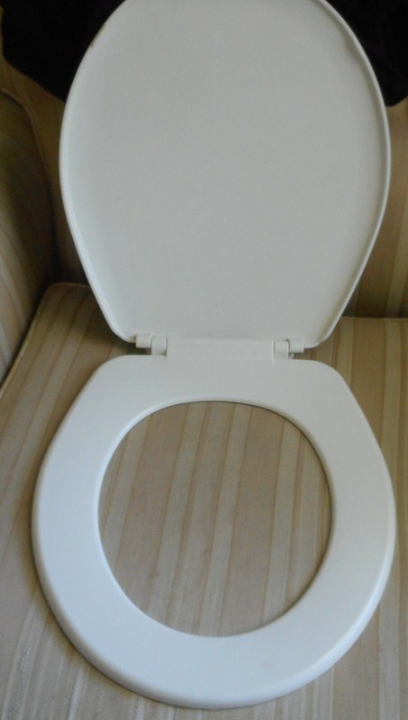 White Round Toilet Seat - Used