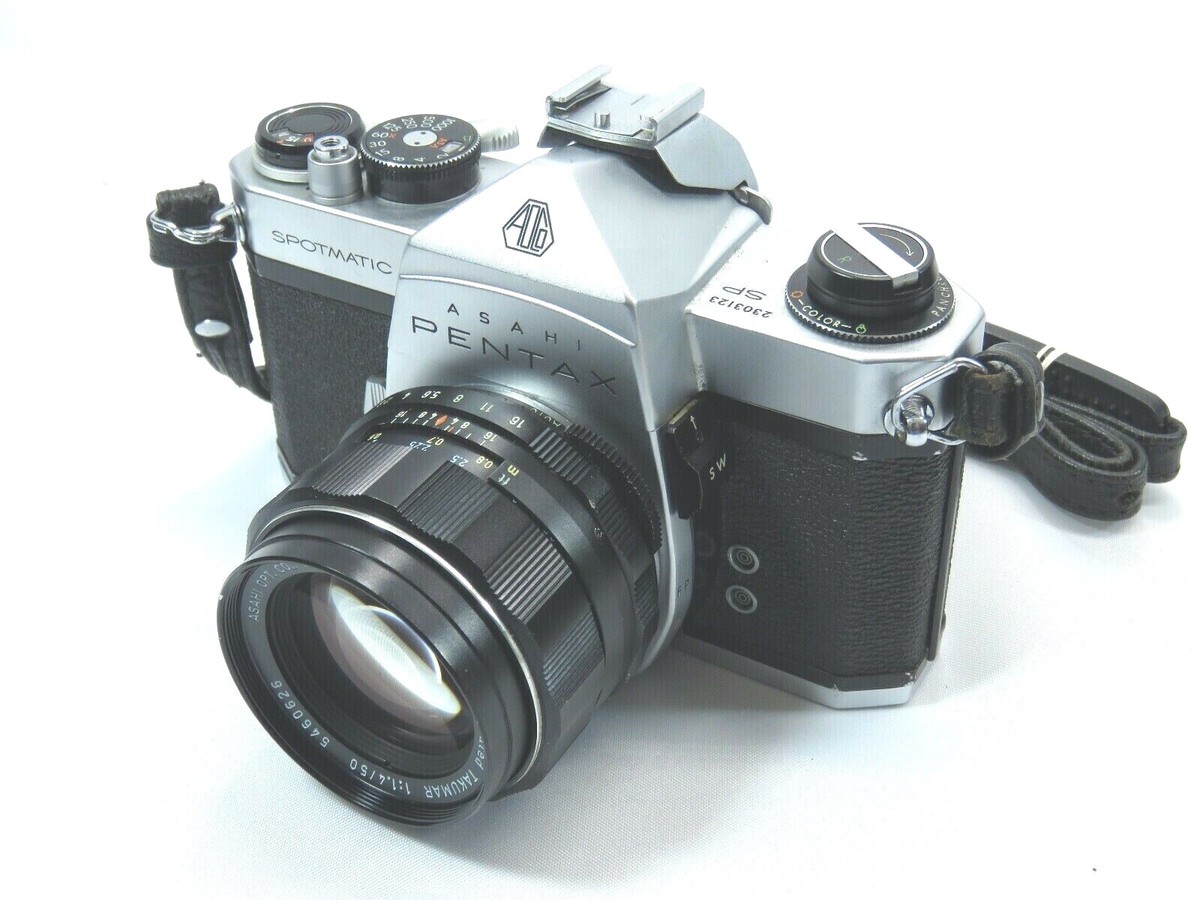 Vintage Asahi Pentax Spotmatic SP + SMC Takumar 50mm f/1.4 +case