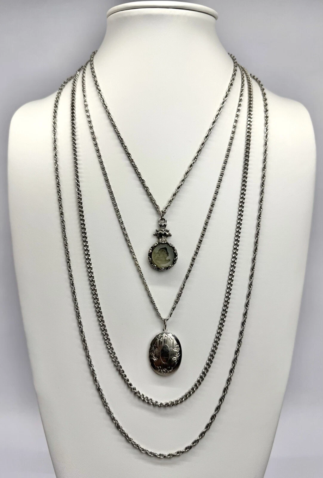 GOLDETTE Locket Intaglio Glass Cameo 4-Strand Chain Vtg Necklace Jewelry N43