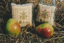 Golden Pear by Samplers of Sylke cross stitch pattern