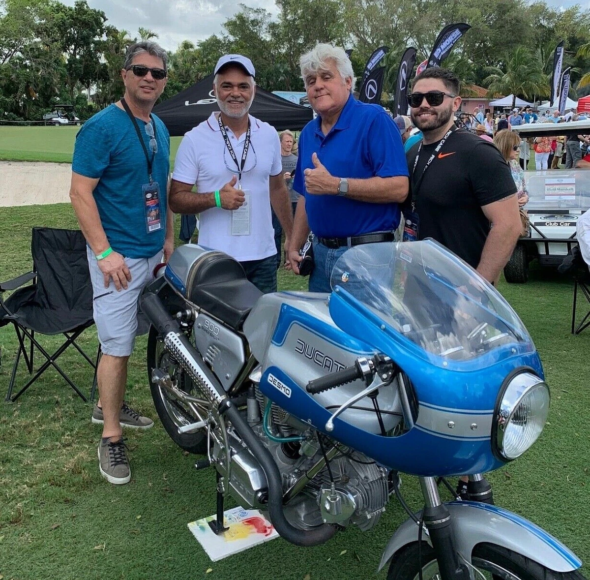 Ducati 900 Super Sport - Hey that's Jay!