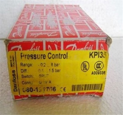 1Pc New Danfoss Pressure Sensor KP135 ru
