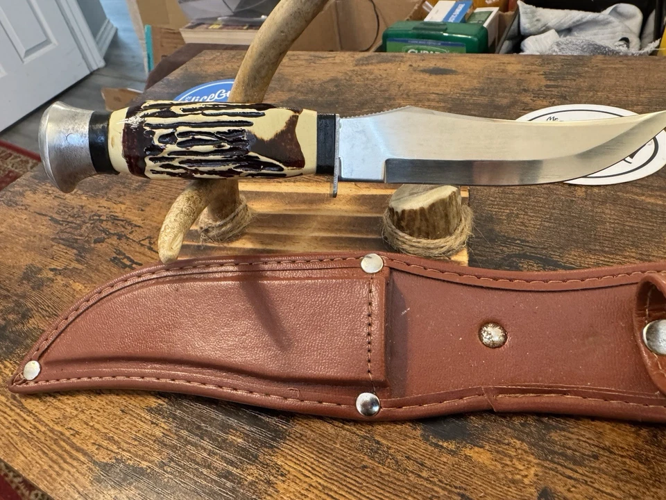 Cuchillo de Caza Deportivo Tramontina SS con Funda Hecho en Brasil Hoja de 5" 9" Afilado Foto 3 de 4