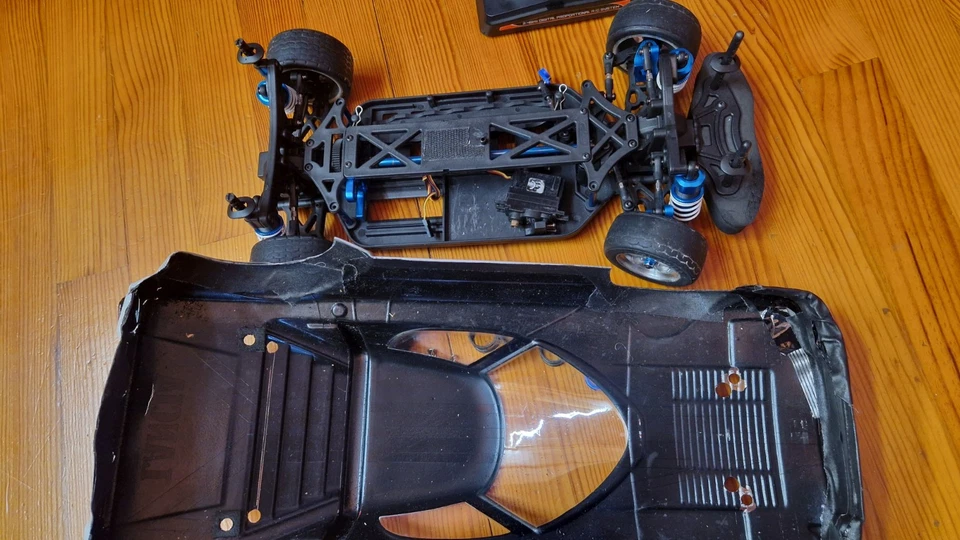 LRP S10 Blast RC Auto + Sender/Empfänger + Lancia Stratos - Bild 3 von 4