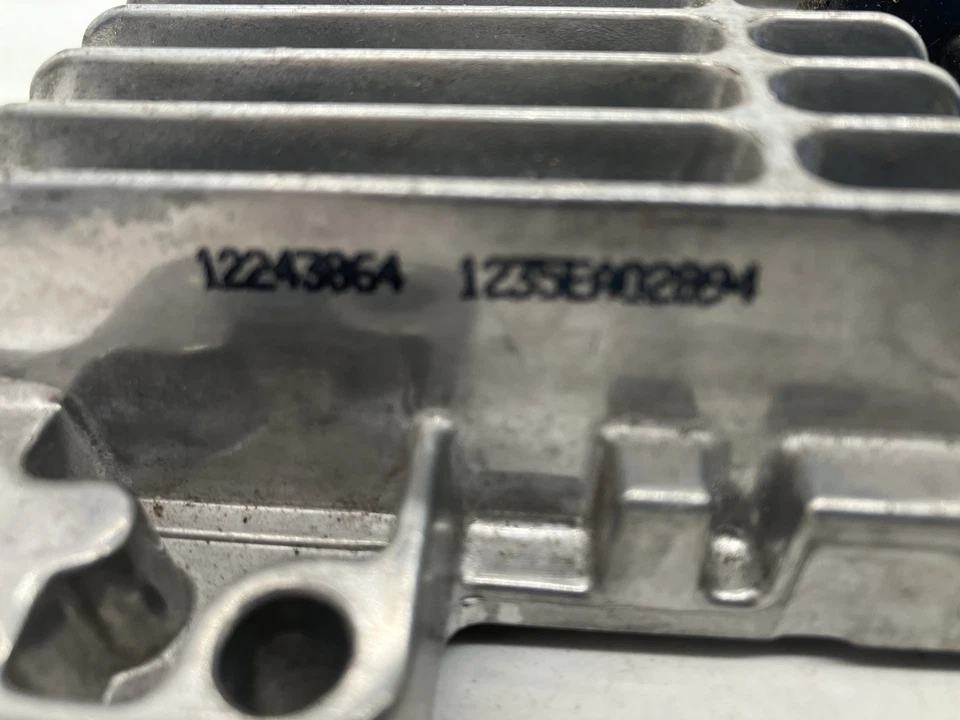 2005-2006 Chevrolet Pontiac GMC Saab Isuzu PCM ECM ECU 12603158 12596679 - Изображение 4 из 4