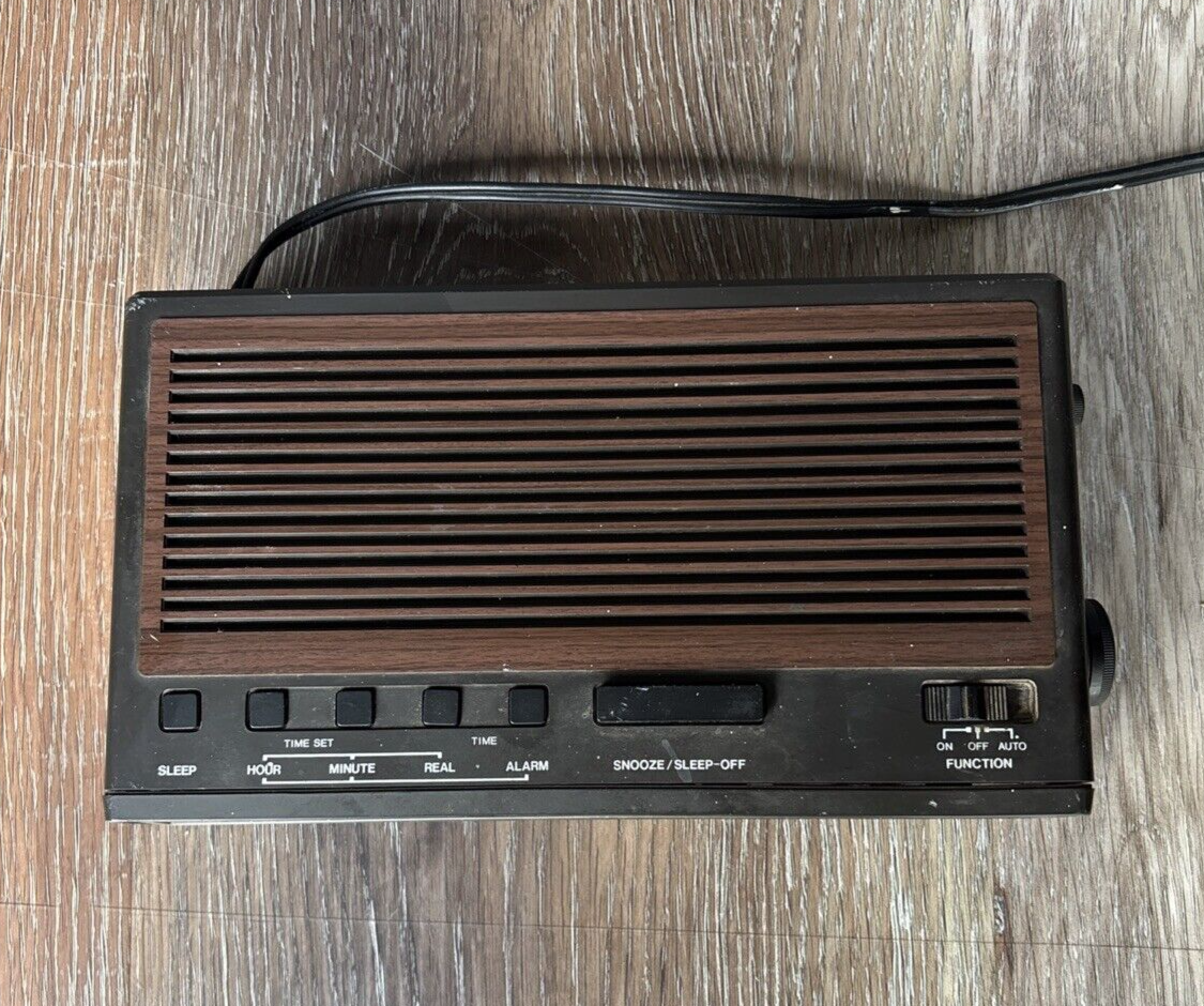 RM 5200 サンヨー　クロック ラジオ SANYO 未使用 SANYO DIGITAL CLOCK RM5200 新品未使用品ꈍ⁠ᴗ⁠ꈍ⁠ - メルカリ