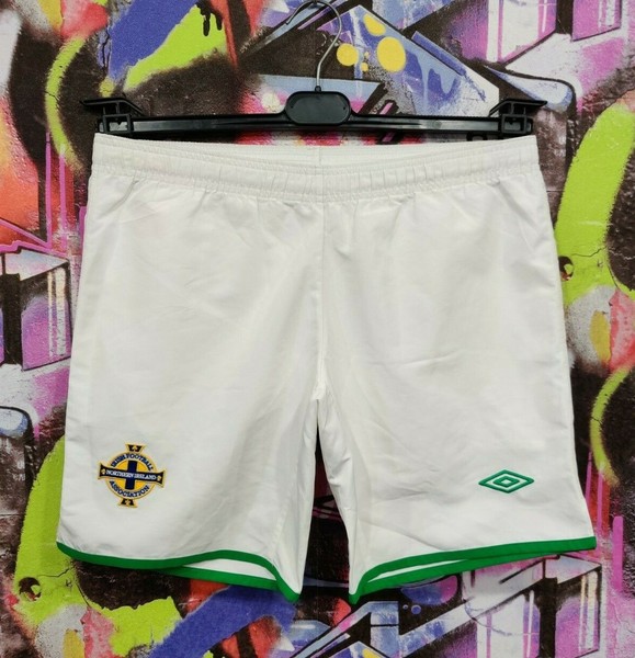 Ireland National Football Team Soccer Shorts Umbro Youth size XL / Mens