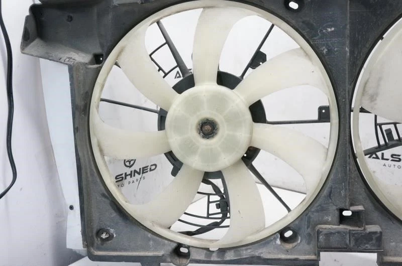 Conjunto de motor ventilador de refrigeración radiador Subaru Legacy Outback 15-19 45122AL01A OEM Foto 2 de 4