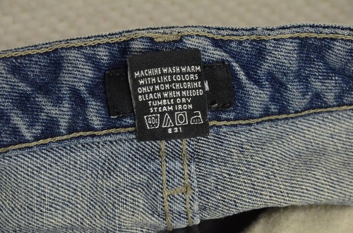 Van Heusen Mens Relaxed Fit Straight Leg Blue Denim Jeans Size 30x32 Distressed - Picture 8 of 10