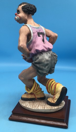 Vintage 1970’s Clown with Basketball Figure On Wood Base - Picture 5 of 12