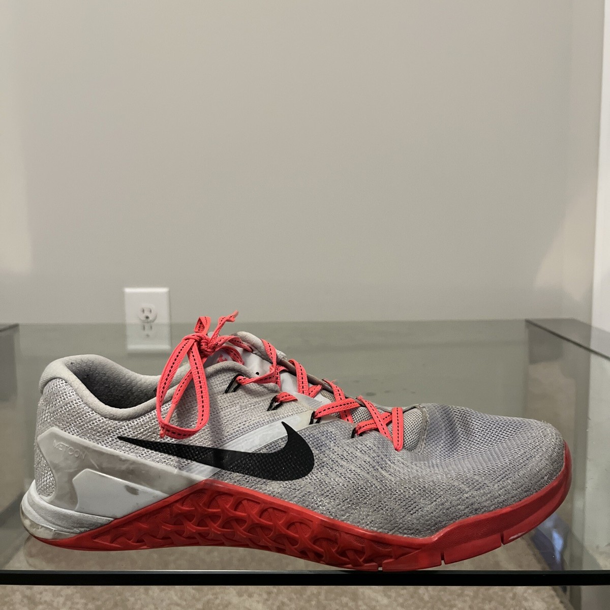 Nike Metcon 3 Training Shoes Womens 11.5 Wolf Grey Pink 