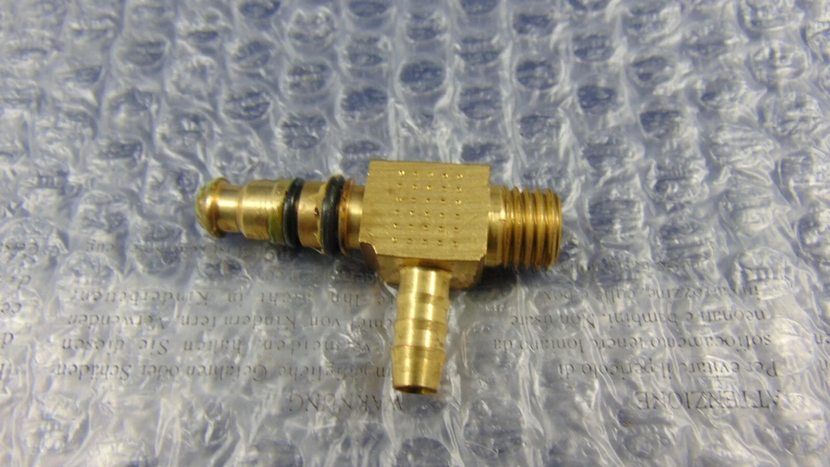 Joint M16X6MMXM12X1.5 Line Air Compressed Brakes A0039973989 