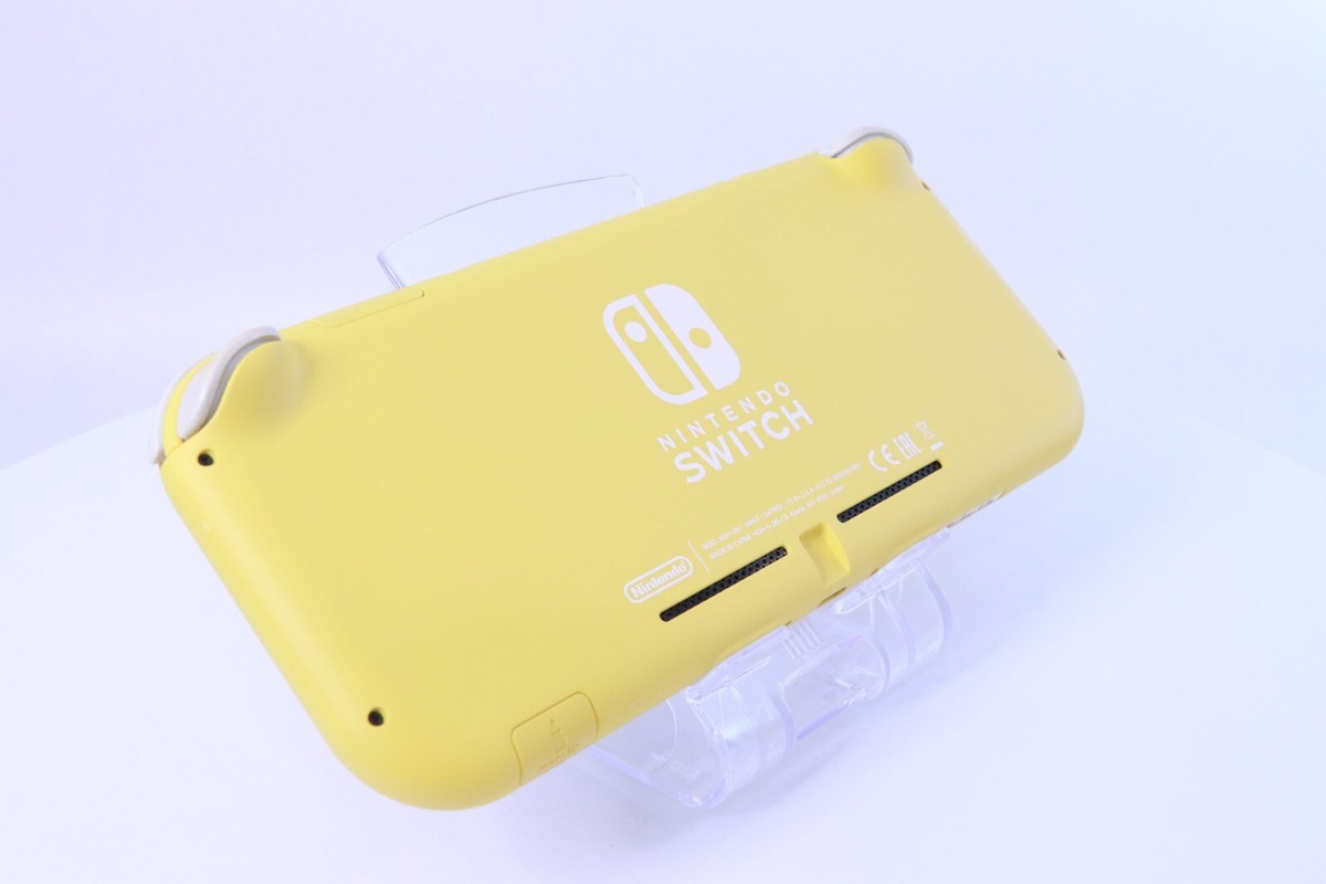 Nintendo Switch Lite Yellow [Rank :S] W/USB cable【 Region Free