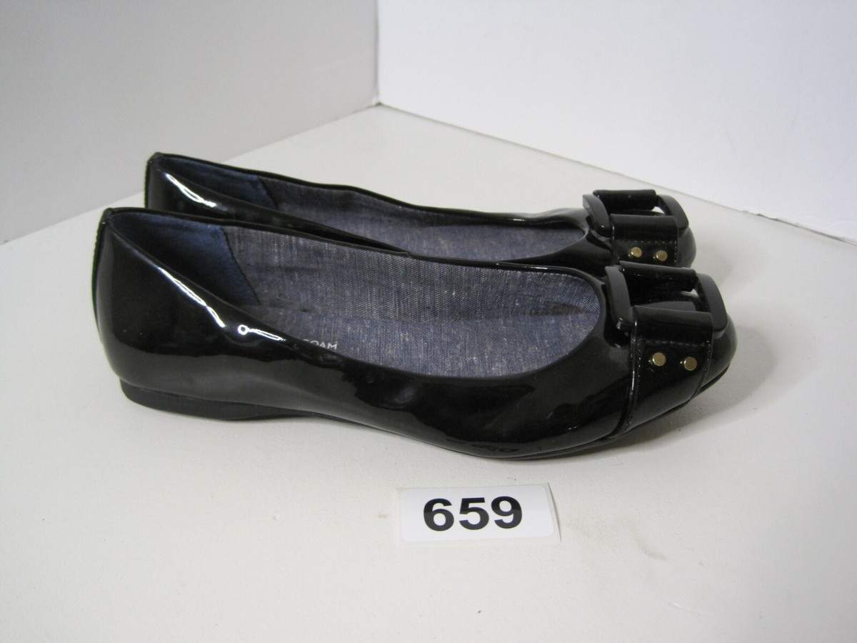 Dr Scholls Women's Size M Memory Foam Cool Fit Almond Toe Flat