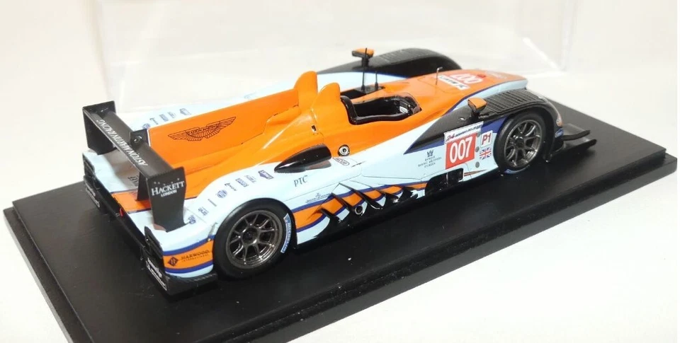 SPARK - ASTON MARTIN AMR One Gulf #007 24H Le Mans 2011 S.Mucke/D.Turner/C.Kl... - Immagine 2 di 2