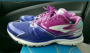 brooks launch 2 size 11