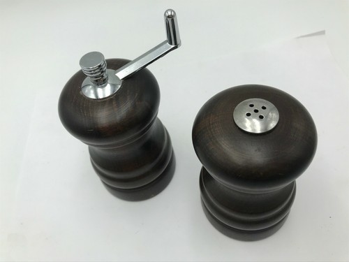 Pair Salt Pepper Shaker Solid Wood Woodland Mills Leeds Engineering Corp 3.5" F - Picture 7 of 9